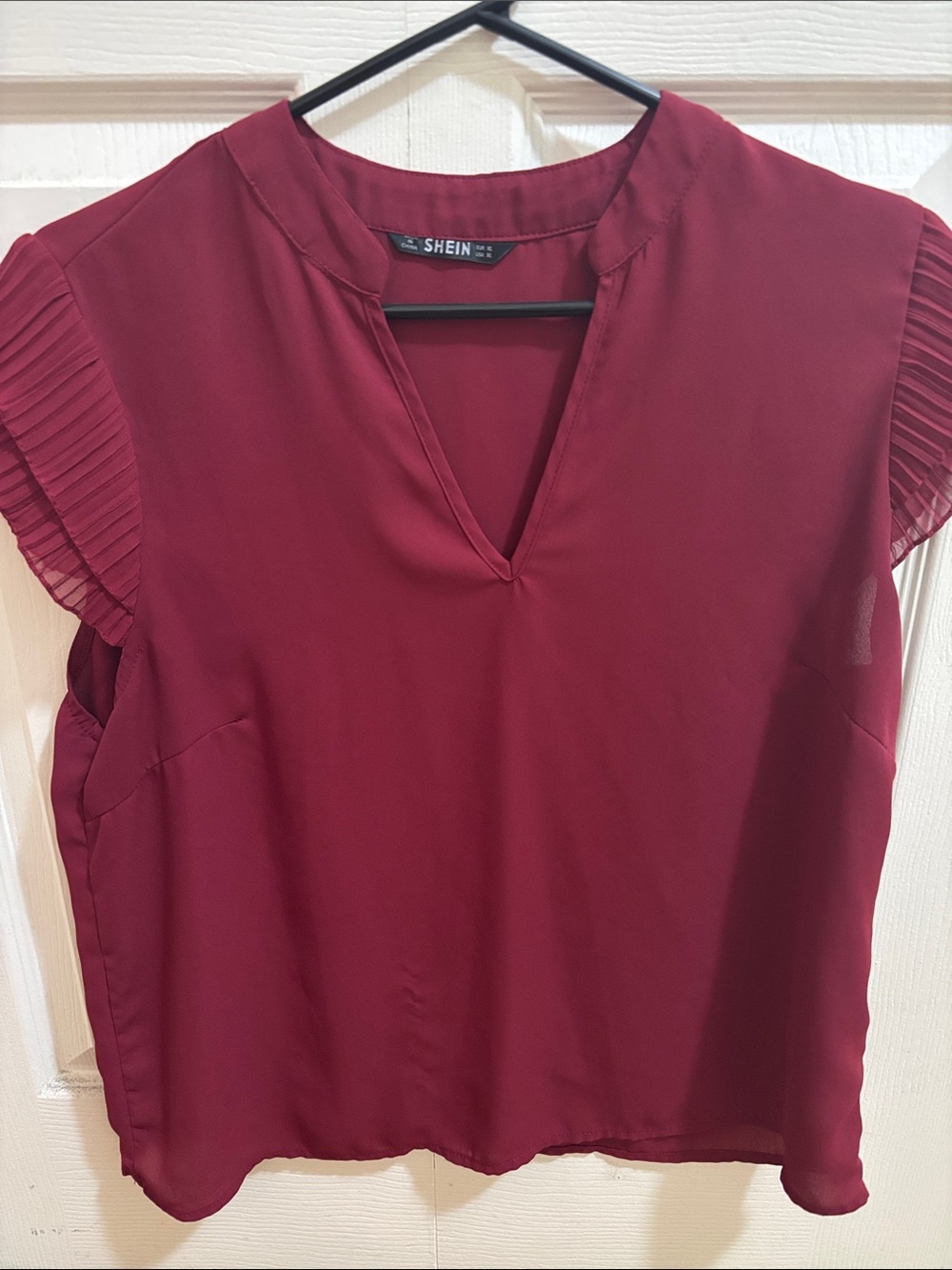 SHEIN Burgundy V-Neck Pleated Sleeve Blouse